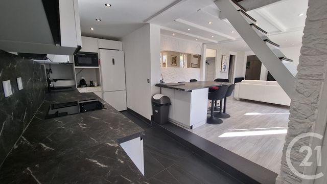 maison à louer - 4 pièces - 86.06 m2 - ANTIBES - 06 - PROVENCE-ALPES-COTE-D-AZUR - Century 21 Liberté