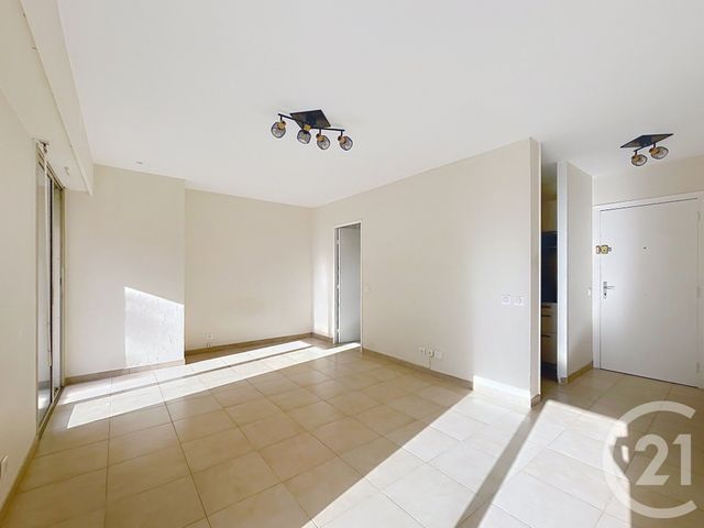 Appartement F1 à vendre - 1 pièce - 30.2 m2 - ANTIBES - 06 - PROVENCE-ALPES-COTE-D-AZUR - Century 21 Liberté