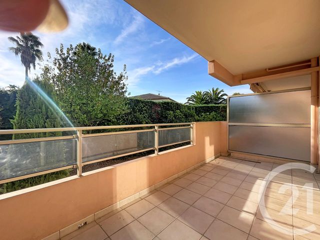 Appartement F1 à vendre - 1 pièce - 30.2 m2 - ANTIBES - 06 - PROVENCE-ALPES-COTE-D-AZUR - Century 21 Liberté