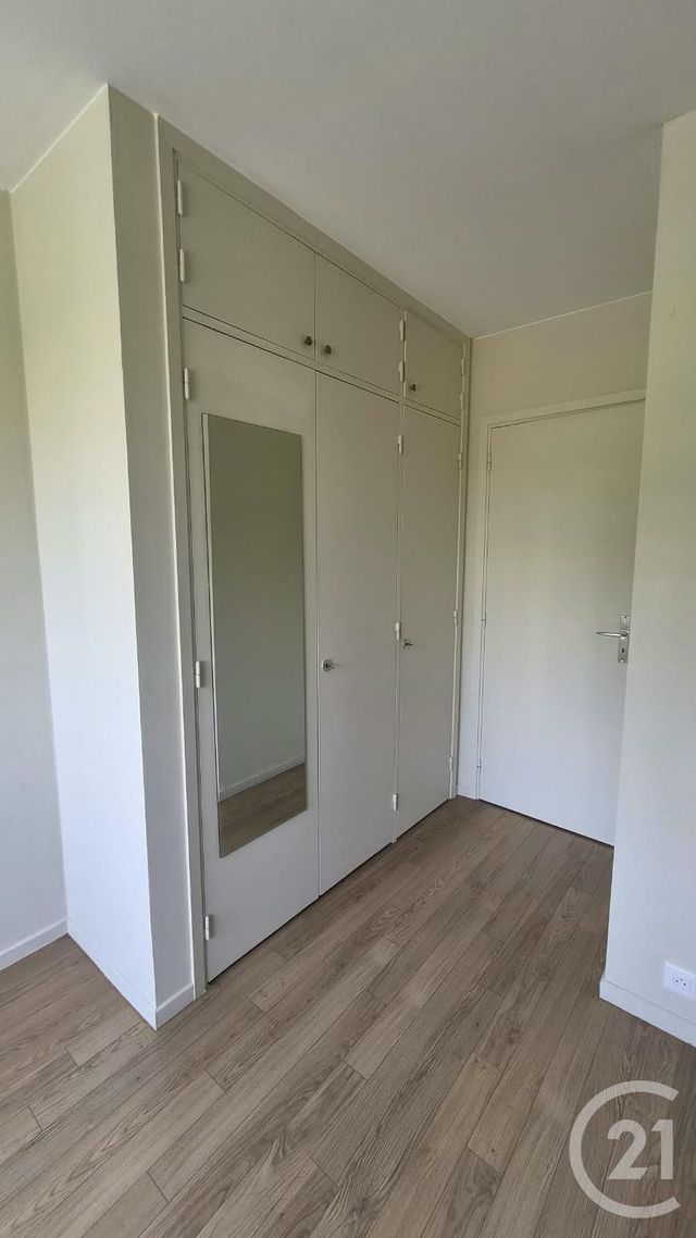 Appartement T3 à louer - 3 pièces - 76.6 m2 - ANTIBES - 06 - PROVENCE-ALPES-COTE-D-AZUR - Century 21 Liberté
