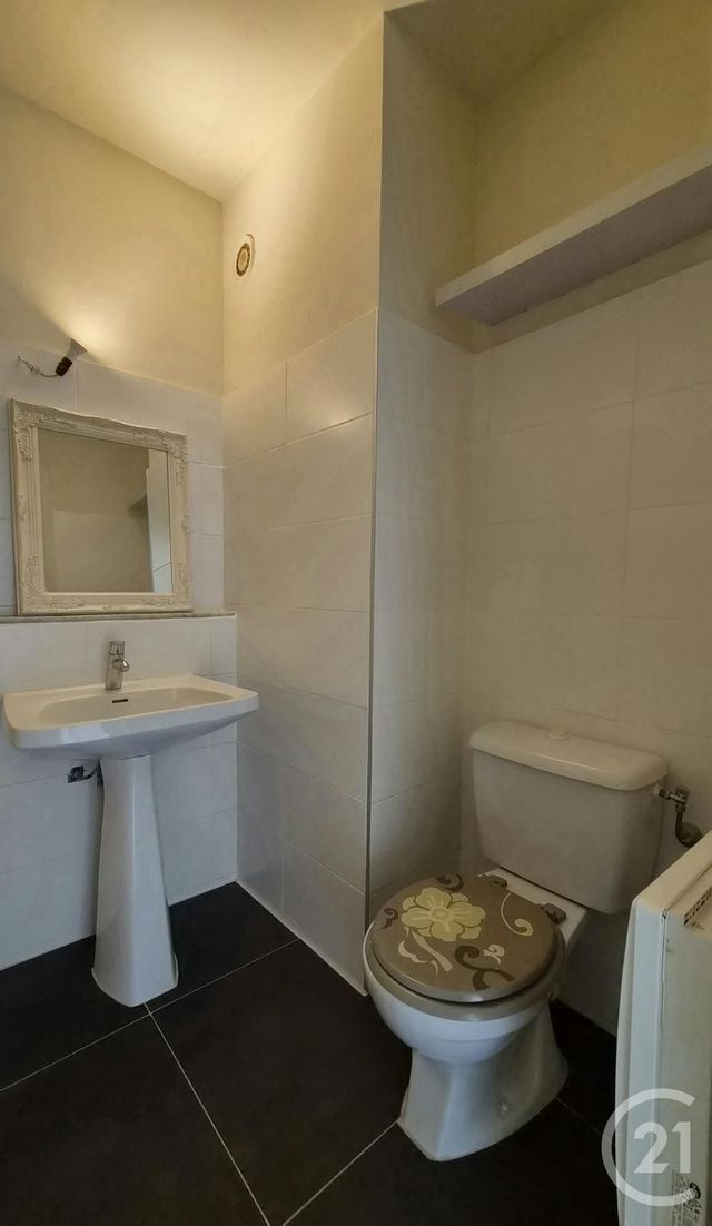 Appartement T3 à louer - 3 pièces - 76.6 m2 - ANTIBES - 06 - PROVENCE-ALPES-COTE-D-AZUR - Century 21 Liberté