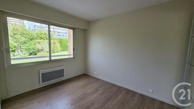 Appartement T3 à louer - 3 pièces - 76.6 m2 - ANTIBES - 06 - PROVENCE-ALPES-COTE-D-AZUR - Century 21 Liberté