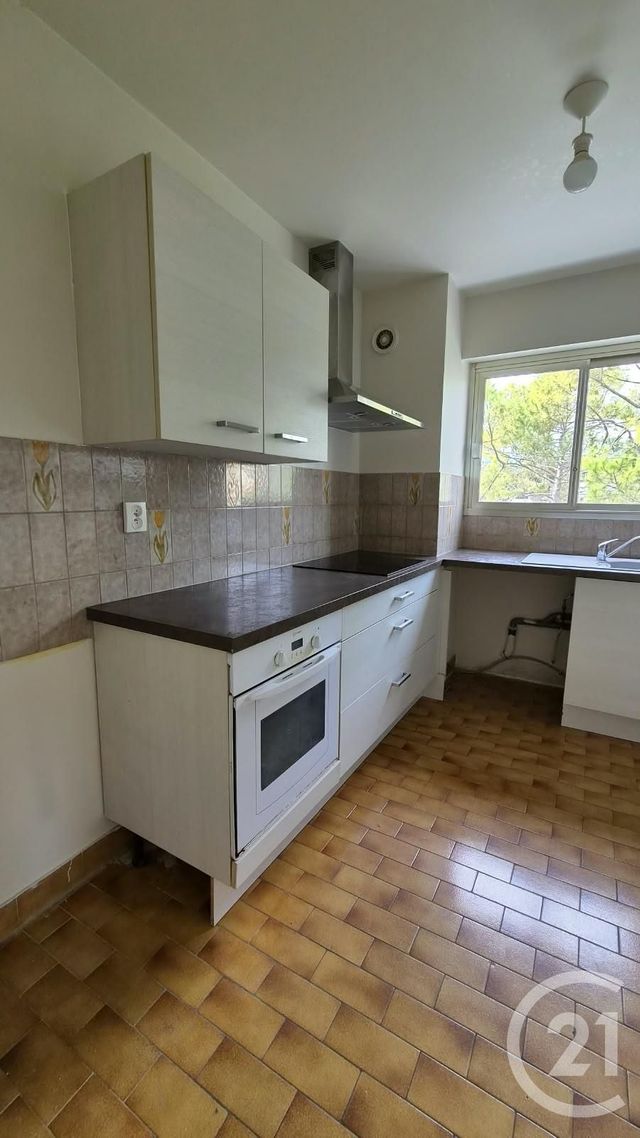 Appartement T3 à louer - 3 pièces - 76.6 m2 - ANTIBES - 06 - PROVENCE-ALPES-COTE-D-AZUR - Century 21 Liberté