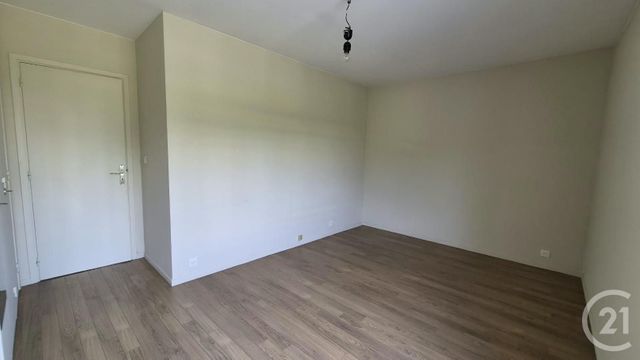 Appartement T3 à louer - 3 pièces - 76.6 m2 - ANTIBES - 06 - PROVENCE-ALPES-COTE-D-AZUR - Century 21 Liberté