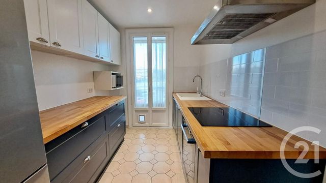 Appartement T3 à louer - 3 pièces - 53.68 m2 - JUAN LES PINS - 06 - PROVENCE-ALPES-COTE-D-AZUR - Century 21 Liberté