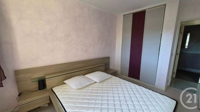 Appartement T3 à louer - 3 pièces - 66.67 m2 - VALLAURIS - 06 - PROVENCE-ALPES-COTE-D-AZUR - Century 21 Liberté