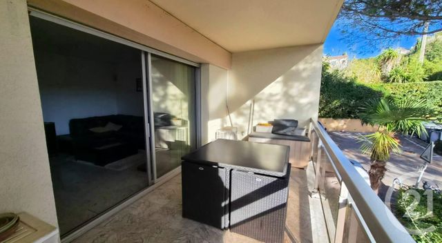 Appartement T3 à louer - 3 pièces - 66.67 m2 - VALLAURIS - 06 - PROVENCE-ALPES-COTE-D-AZUR - Century 21 Liberté