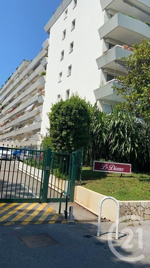 Appartement Studio à louer - 1 pièce - 29.13 m2 - CANNES - 06 - PROVENCE-ALPES-COTE-D-AZUR - Century 21 Liberté