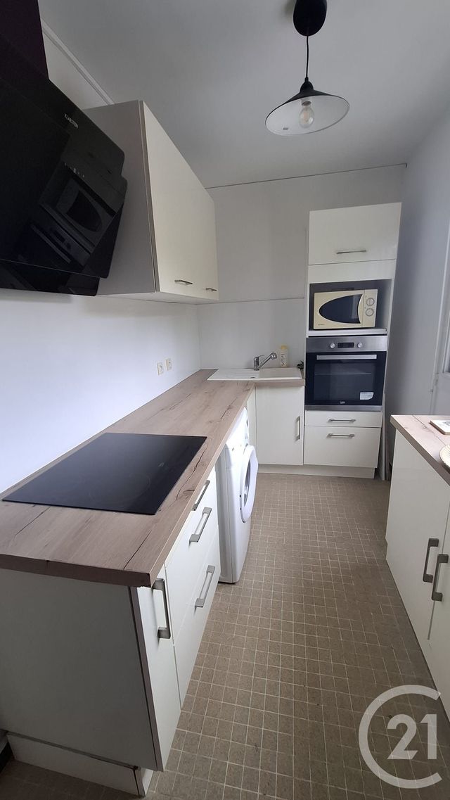 Appartement T3 à louer - 3 pièces - 54.6 m2 - JUAN LES PINS - 06 - PROVENCE-ALPES-COTE-D-AZUR - Century 21 Liberté