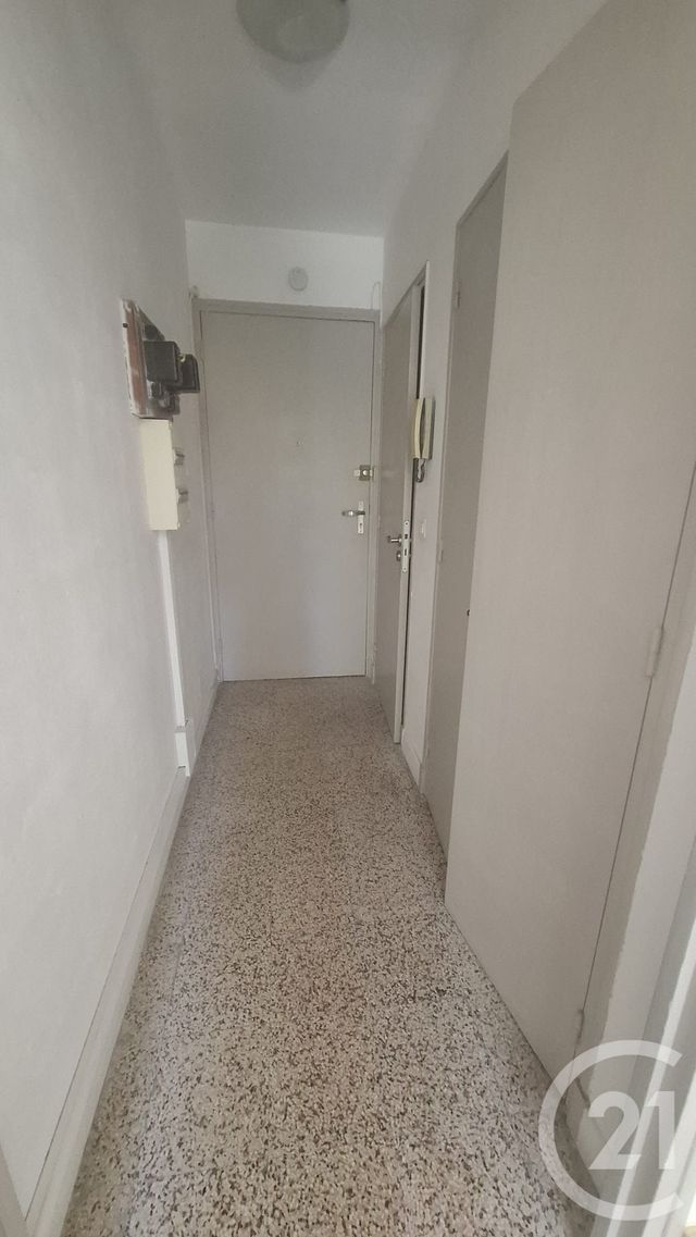 Appartement T3 à louer - 3 pièces - 54.6 m2 - JUAN LES PINS - 06 - PROVENCE-ALPES-COTE-D-AZUR - Century 21 Liberté