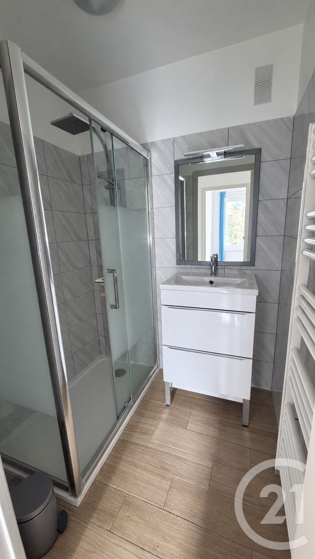 Appartement T3 à louer - 3 pièces - 54.6 m2 - JUAN LES PINS - 06 - PROVENCE-ALPES-COTE-D-AZUR - Century 21 Liberté
